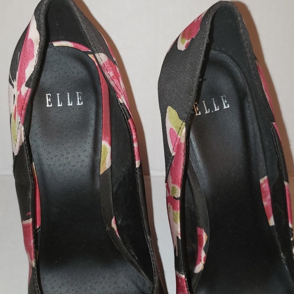Elle fabric black&floral butterfly wedges - Picture 4 of 7